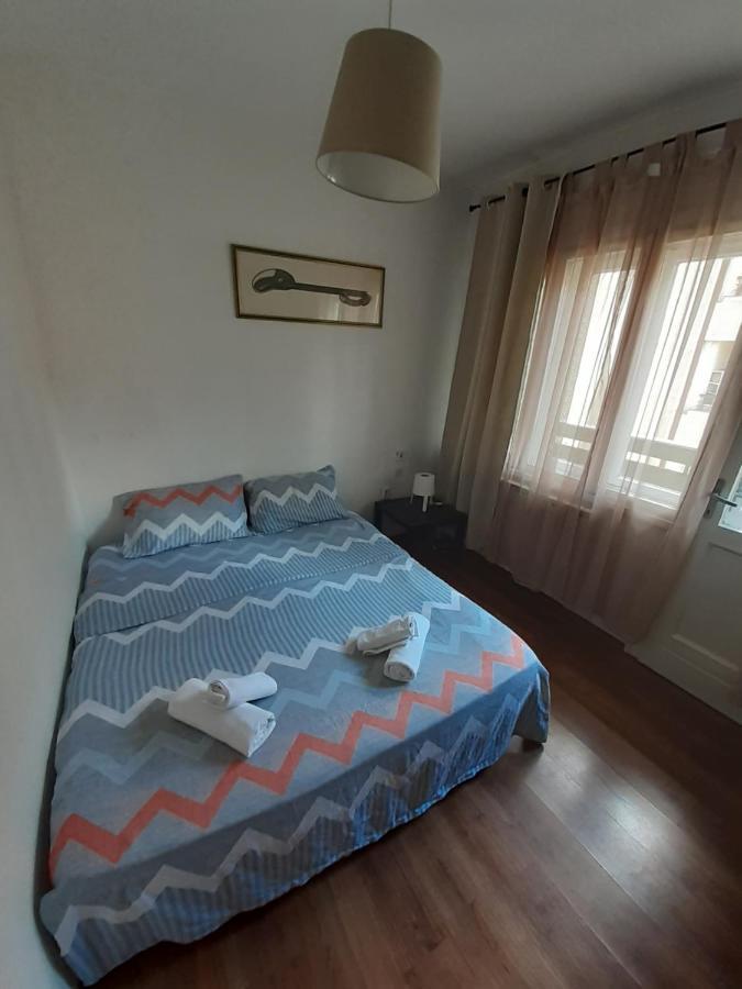 Double M City Center Apartments Skopje Buitenkant foto