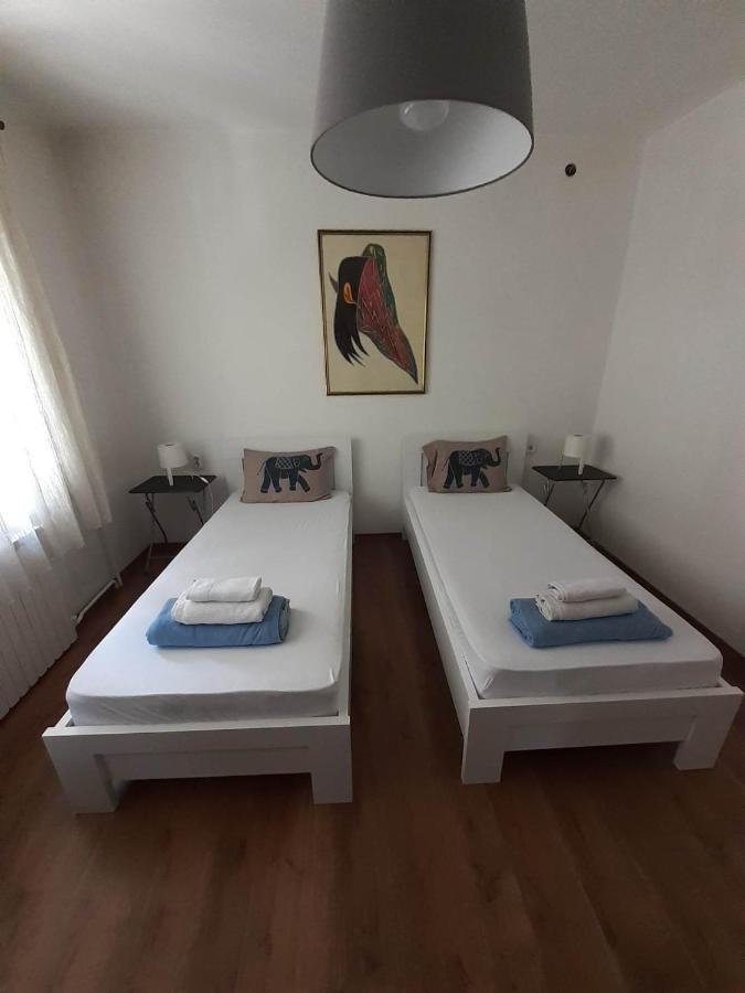 Double M City Center Apartments Skopje Buitenkant foto